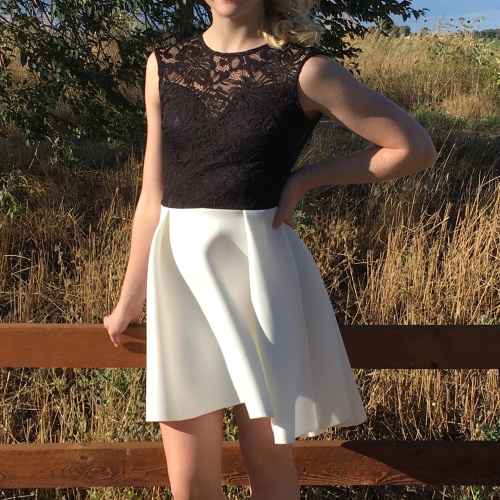 Black/white Dress
